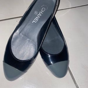 CHANEL Flats